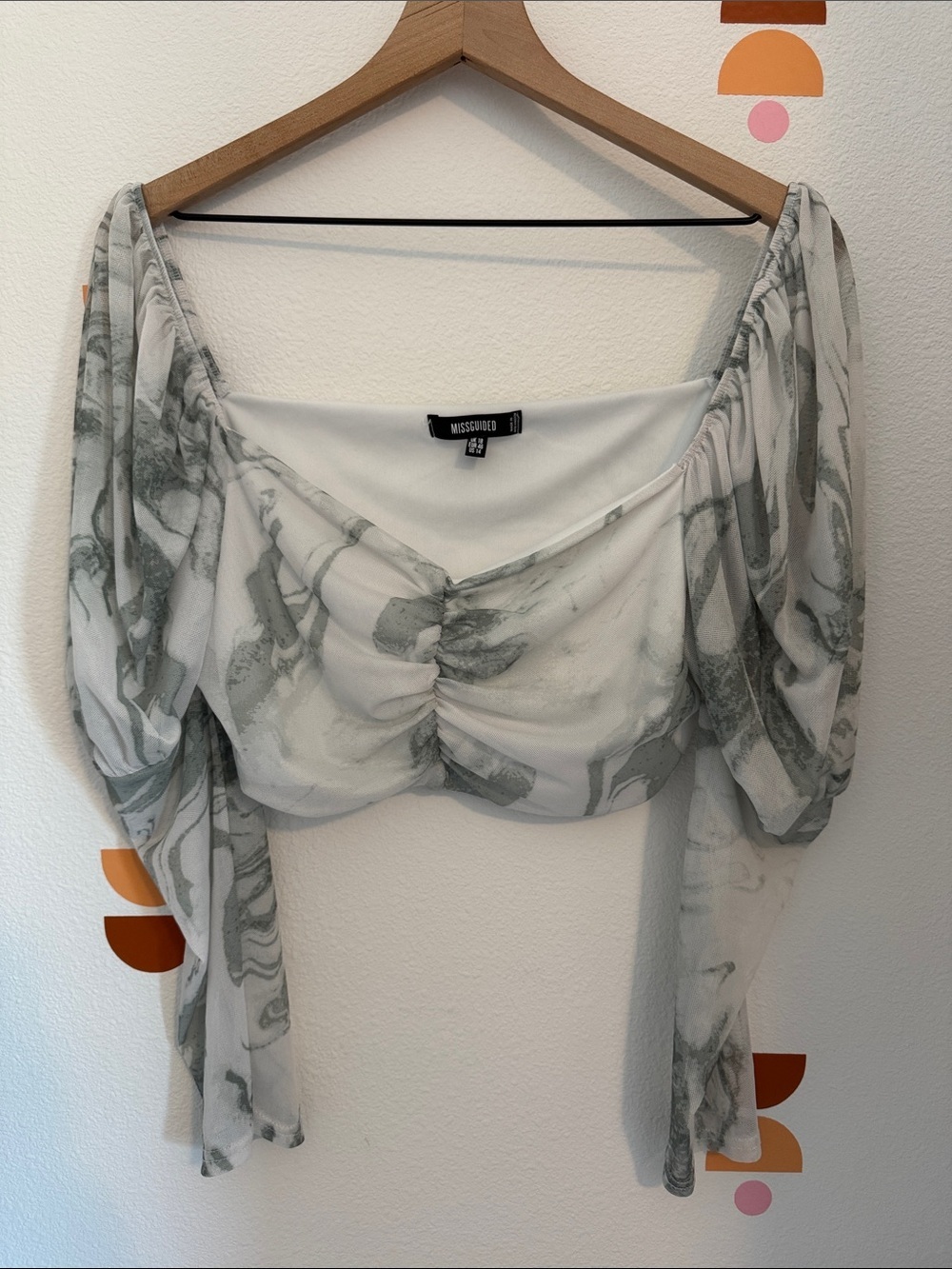 Missguided White and Sage Marble Ruched Off-Shoulder Crop Top N0031